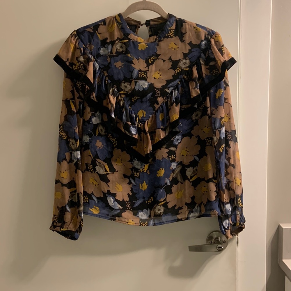 Long sleeve blouse with velvet detailing size S. Worn twice.